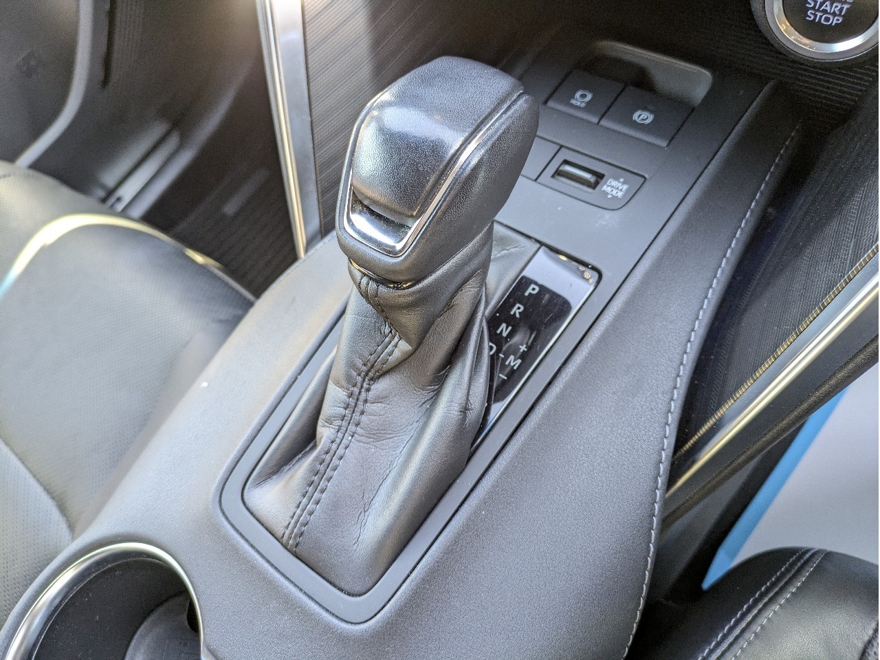 トヨタ ハリアー16枚目