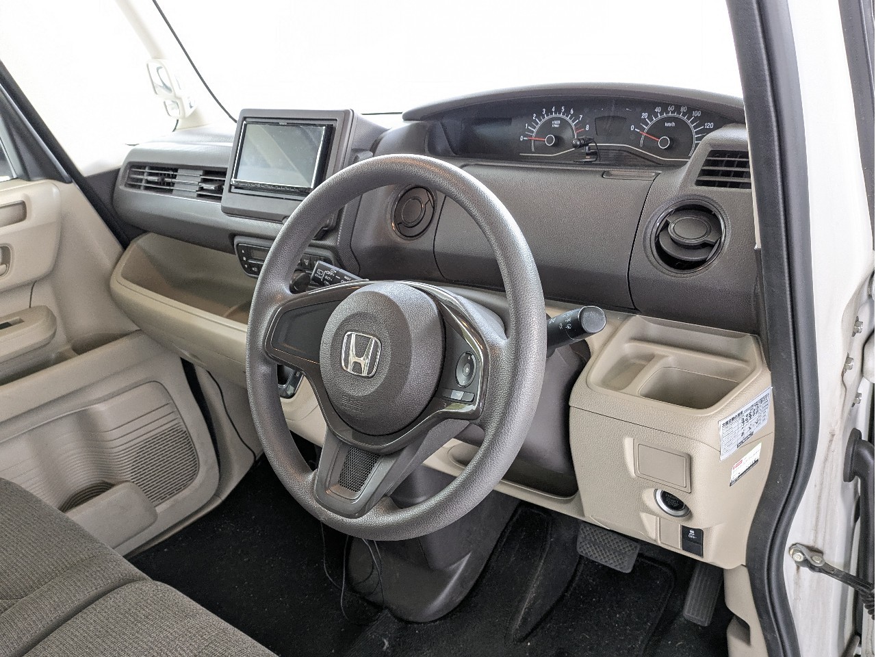 ホンダ N-BOX3枚目