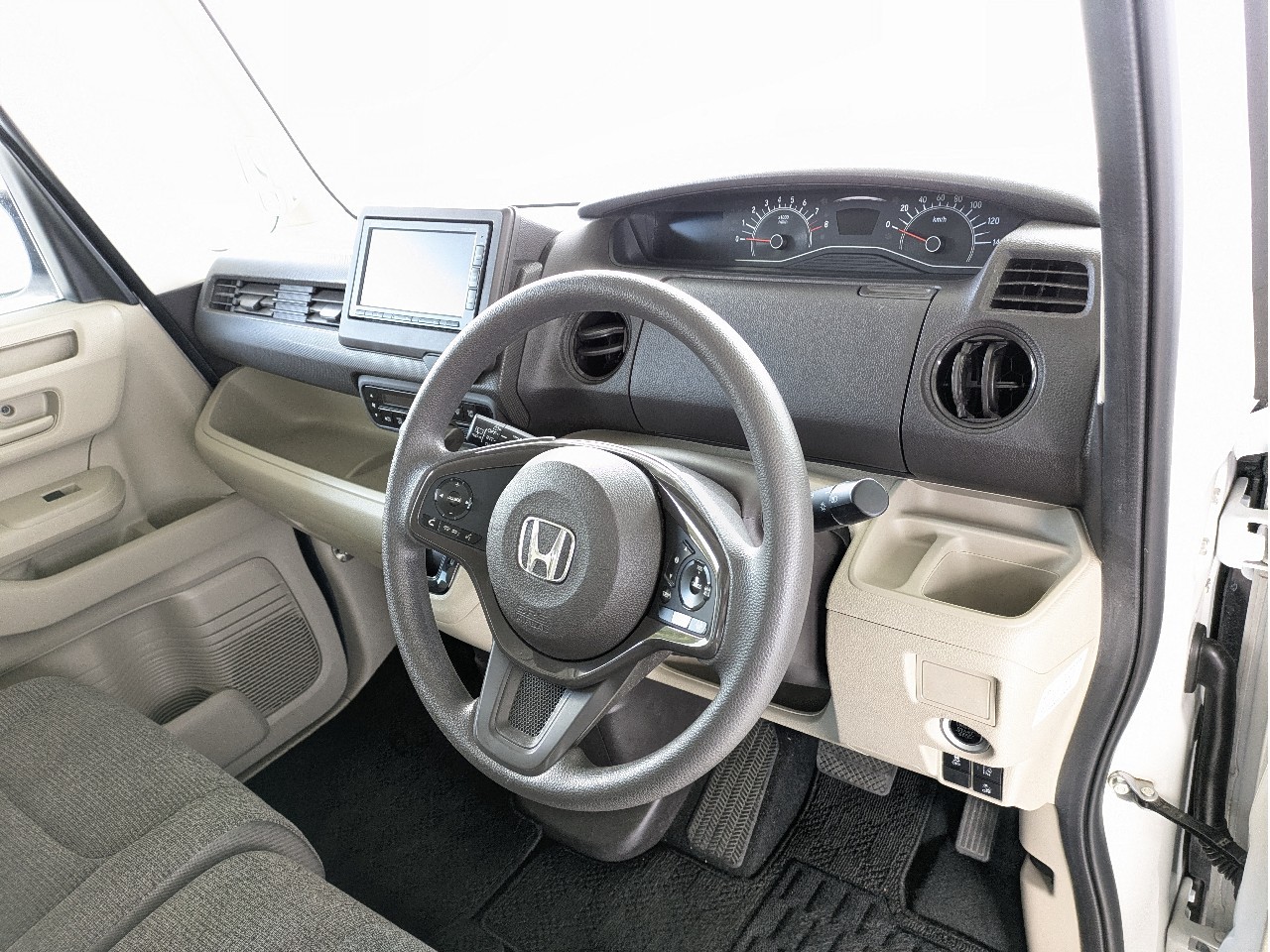 ホンダ N-BOX3枚目