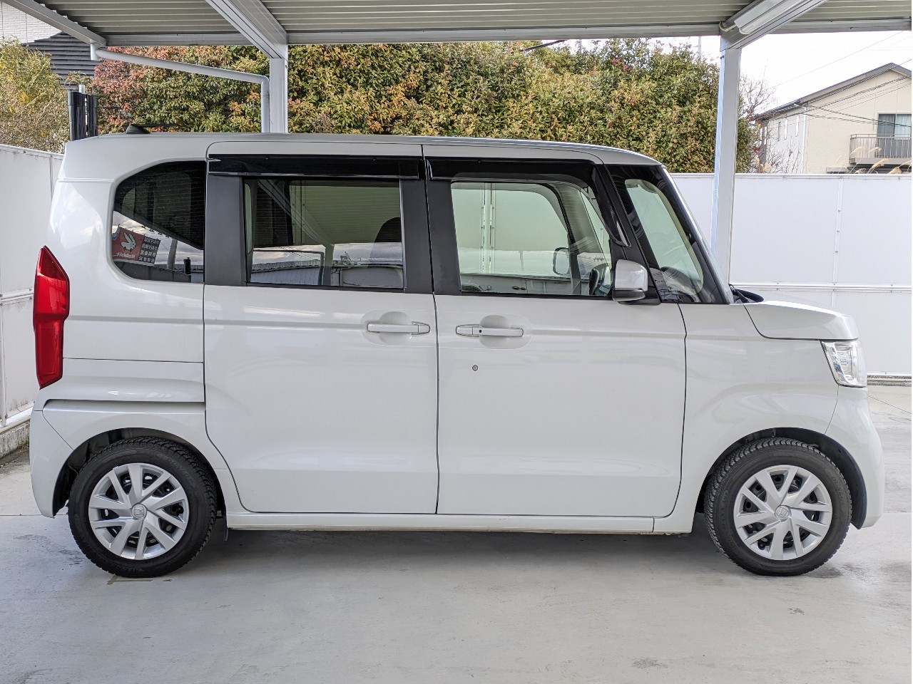 ホンダ N-BOX4枚目