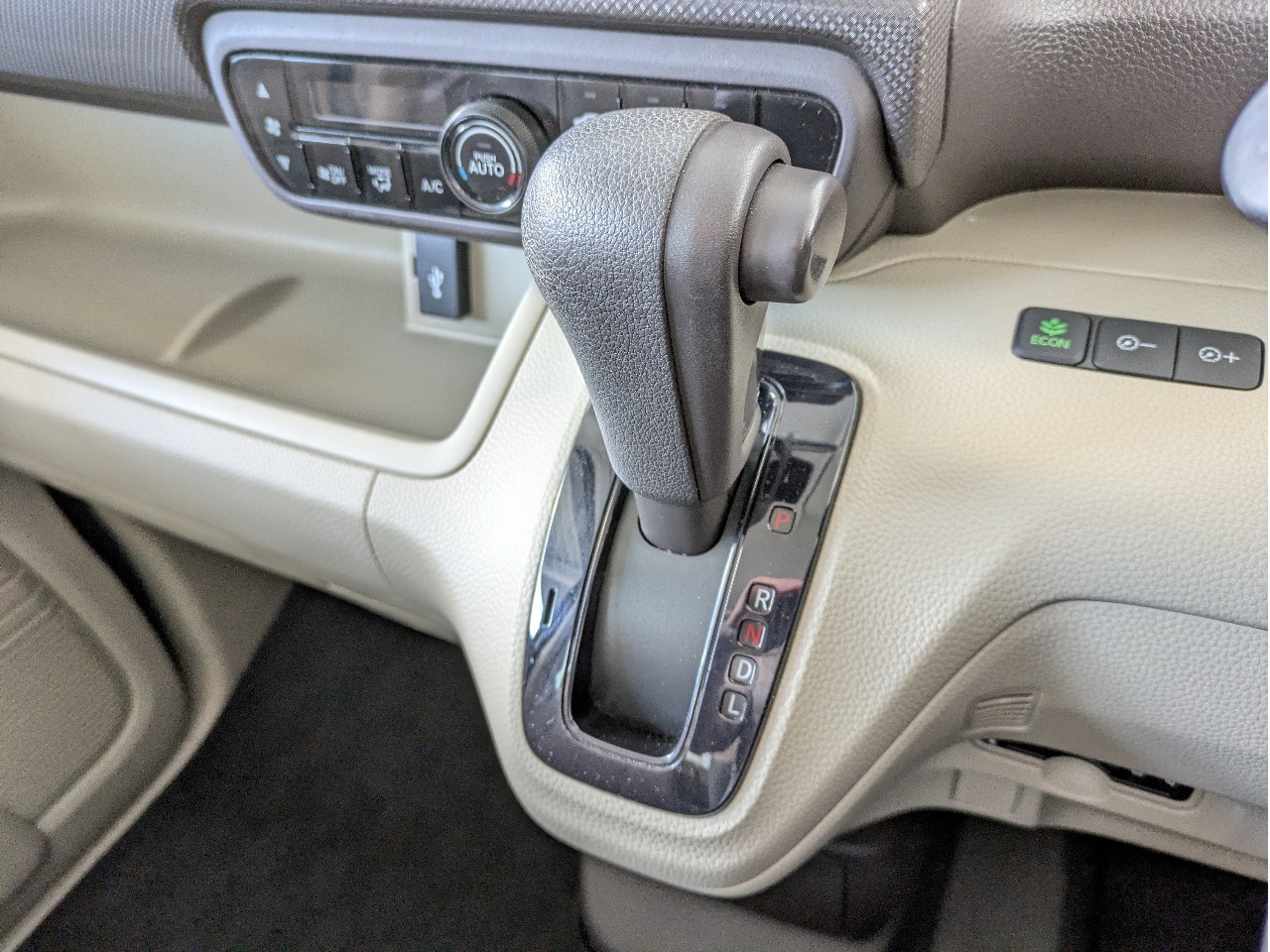 ホンダ N-BOX16枚目