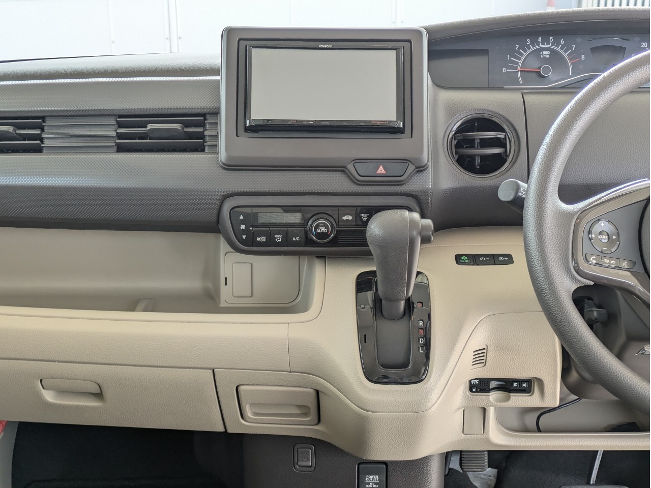 ホンダ N-BOX18枚目