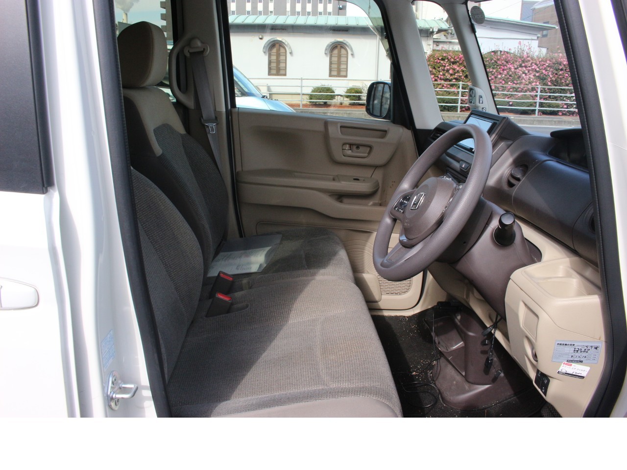 ホンダ N-BOX18枚目