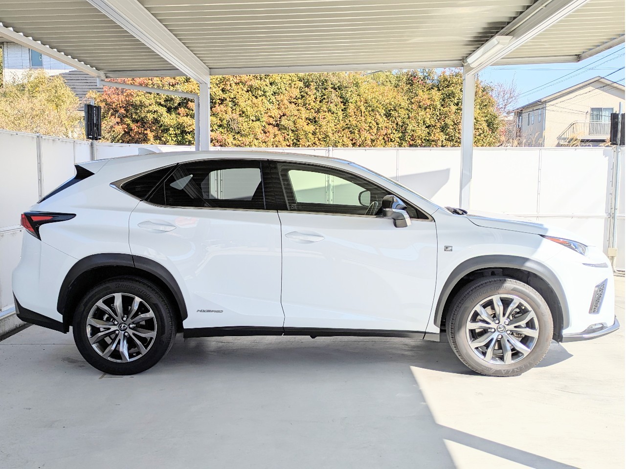  NX ハイブリッド4枚目