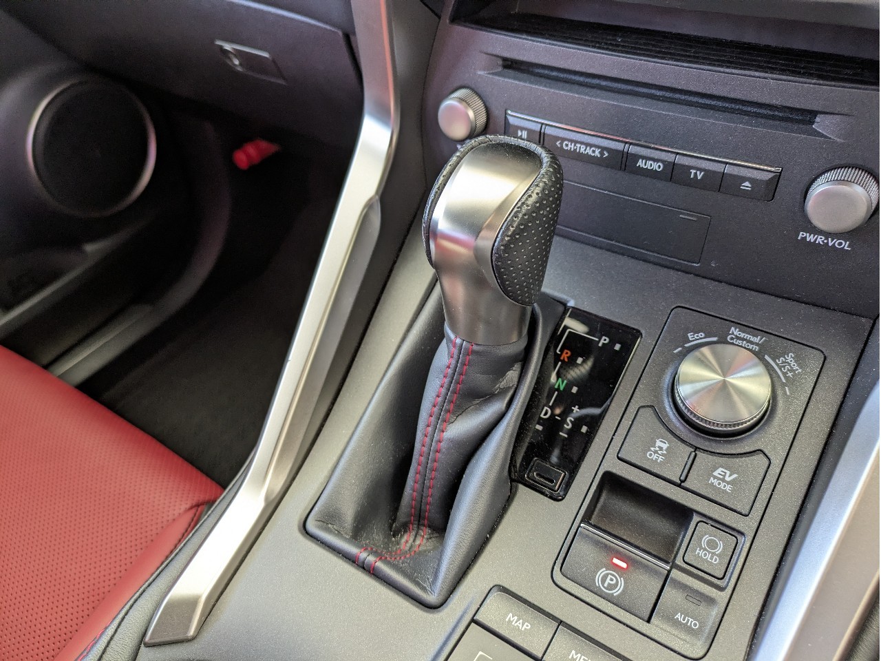  NX ハイブリッド16枚目