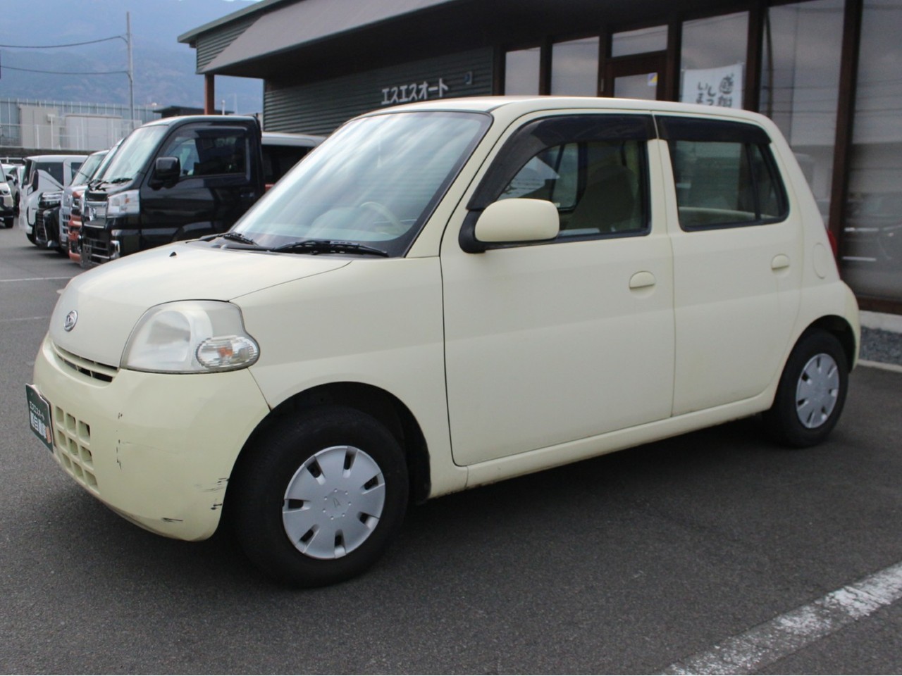 ダイハツ エッセ6枚目