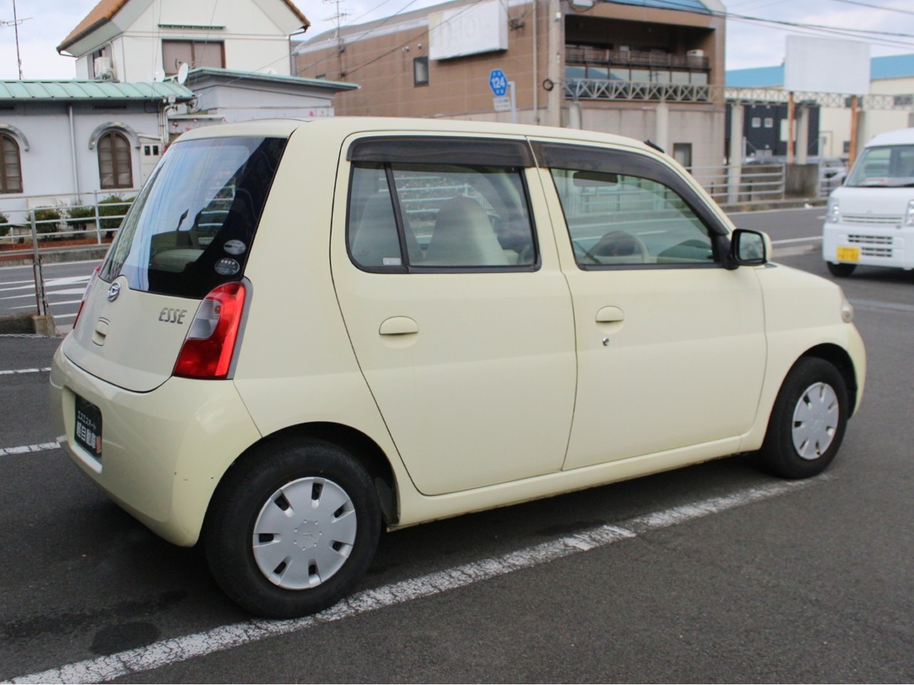 ダイハツ エッセ9枚目