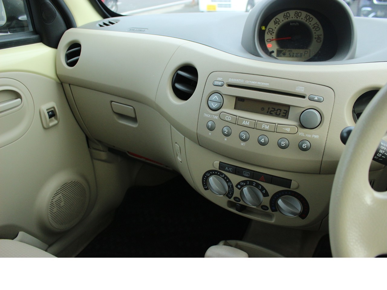 ダイハツ エッセ16枚目