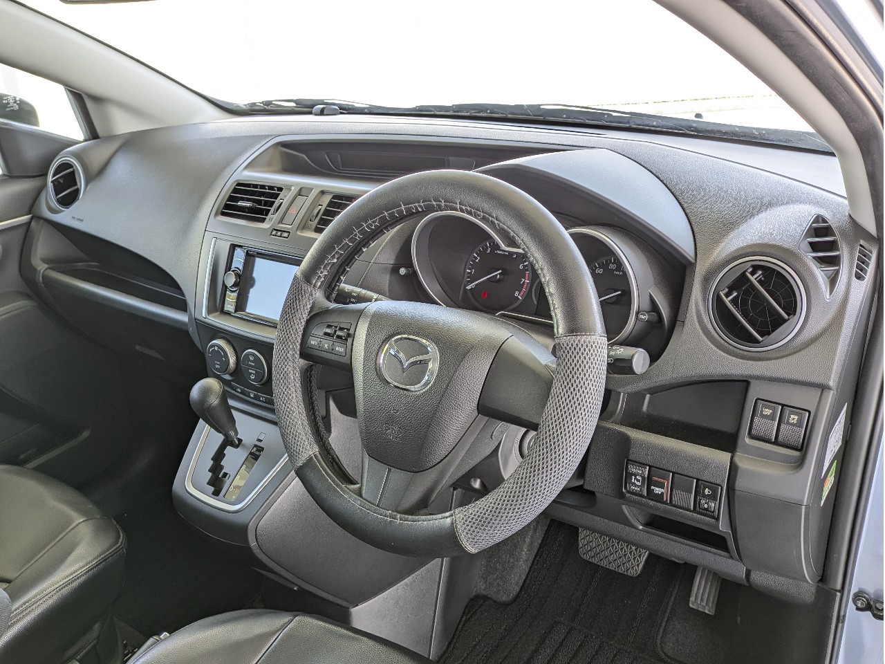 マツダ プレマシー3枚目