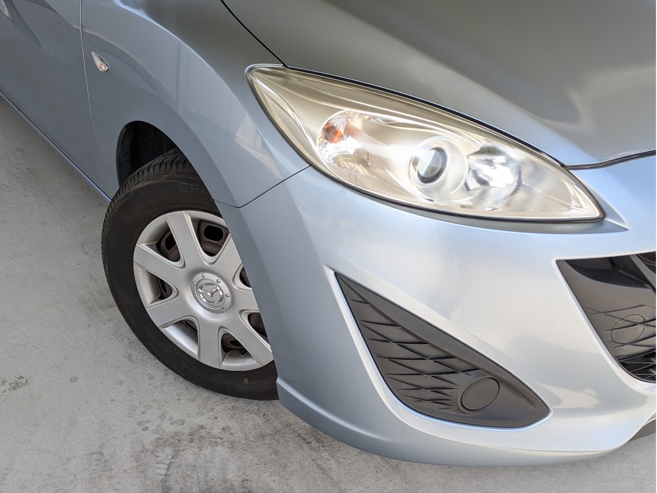 マツダ プレマシー9枚目