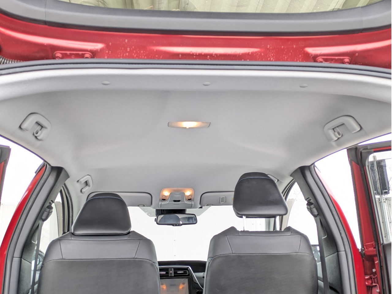 トヨタ プリウス17枚目