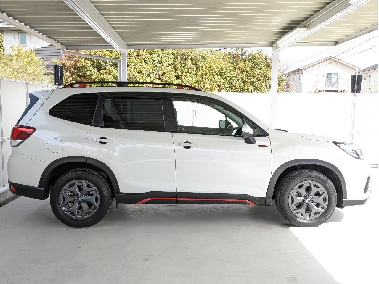 スバル フォレスター4枚目