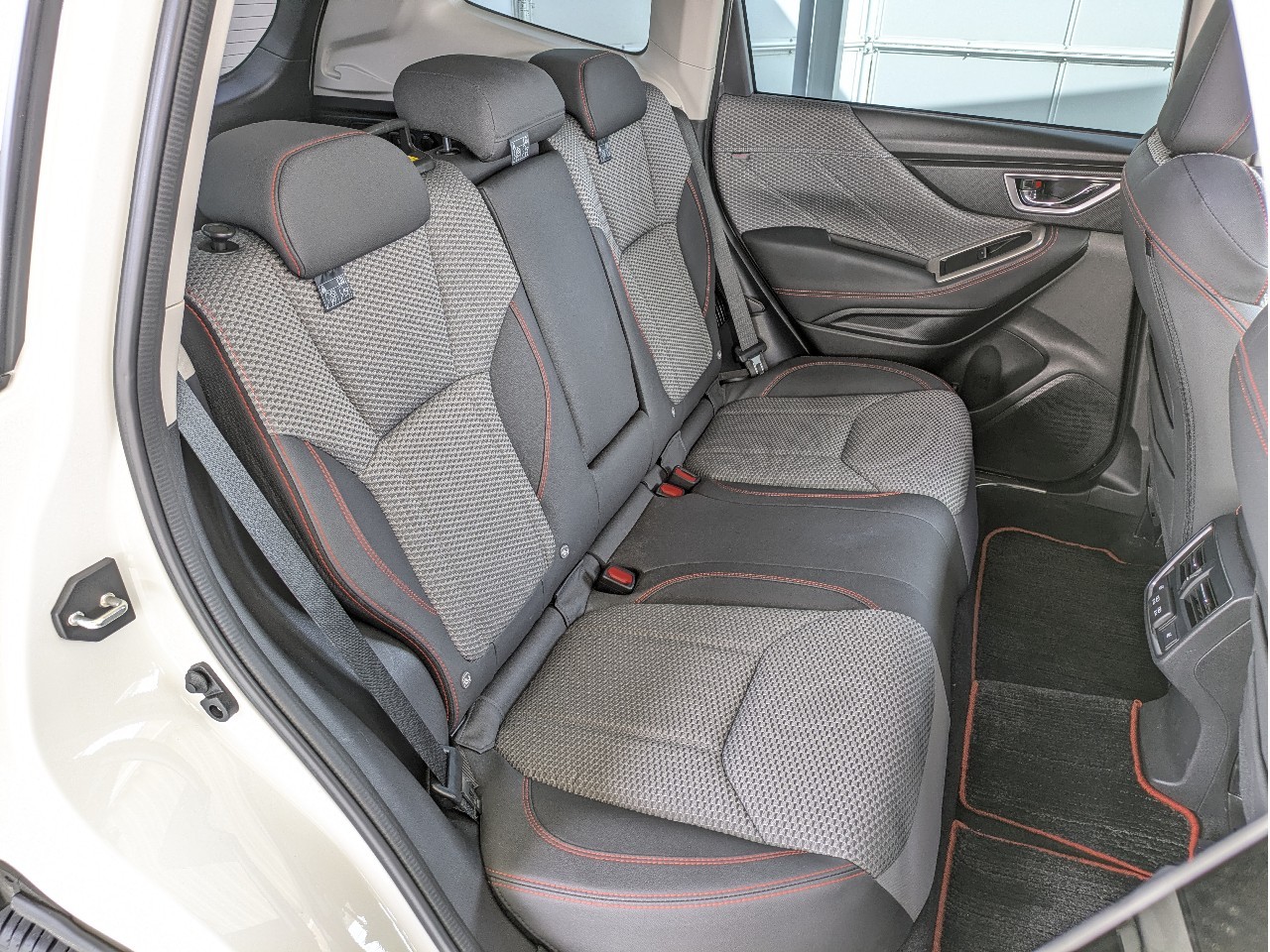 スバル フォレスター7枚目