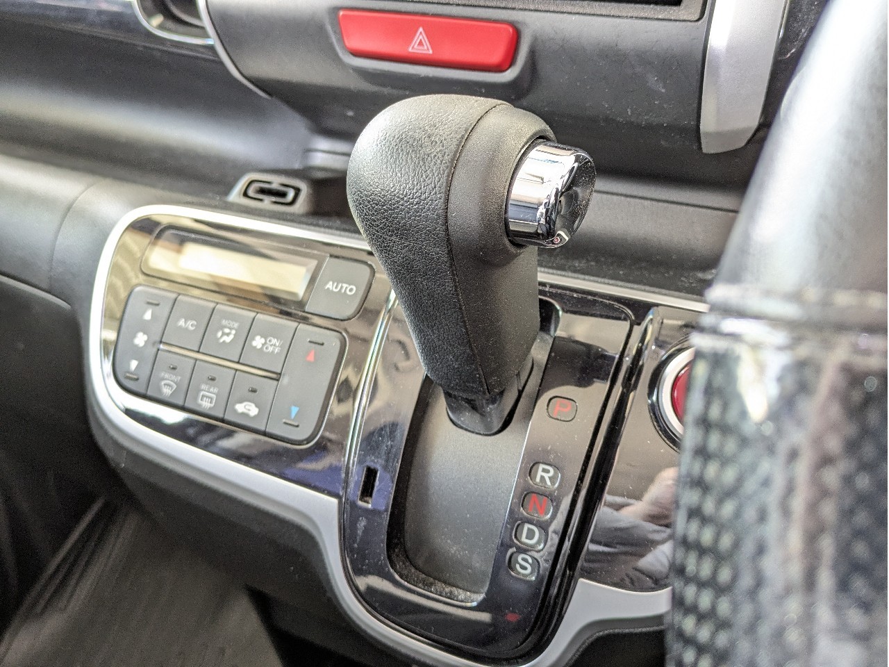 ホンダ N-BOX16枚目