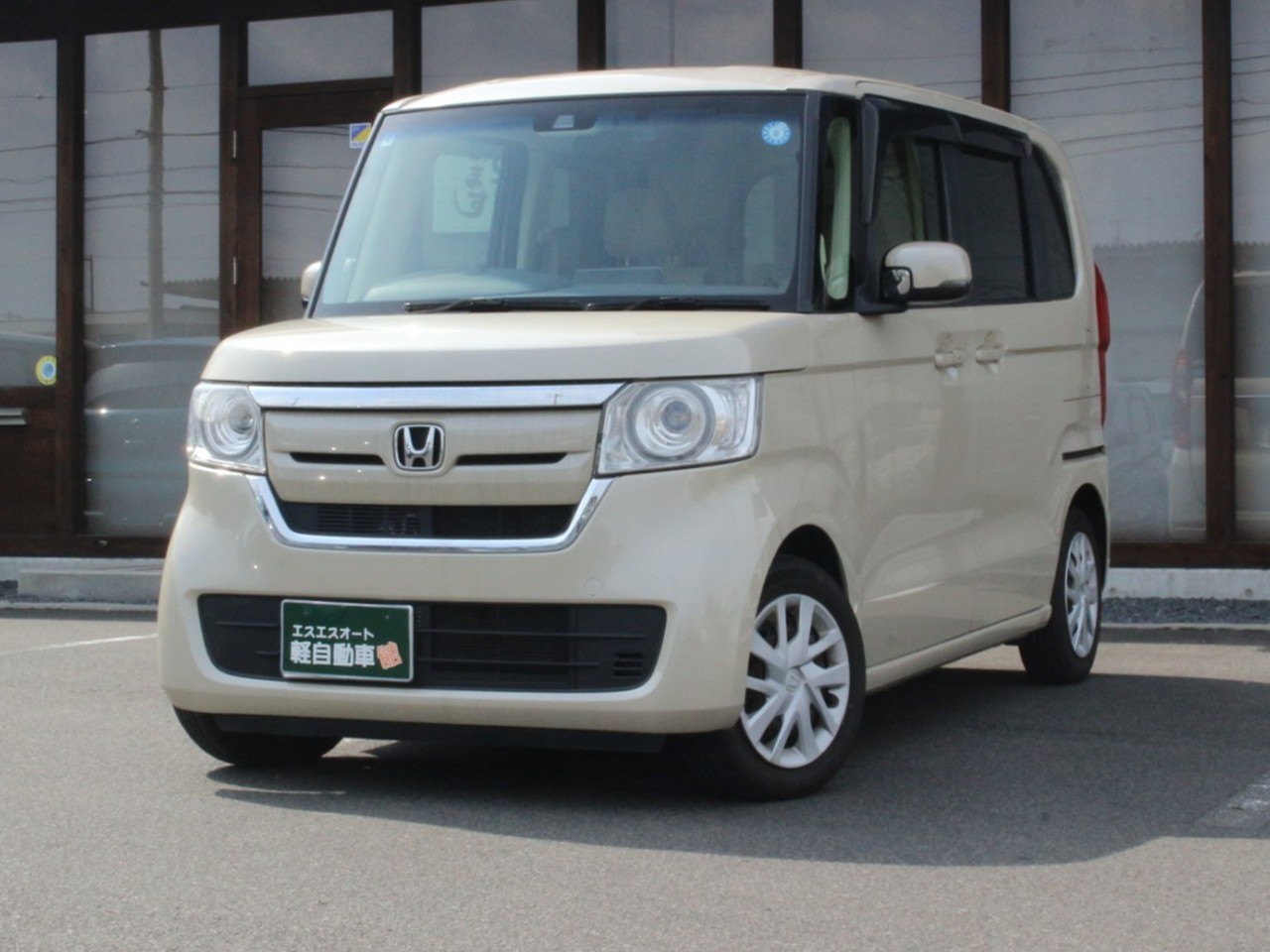 ホンダ N-BOX8枚目
