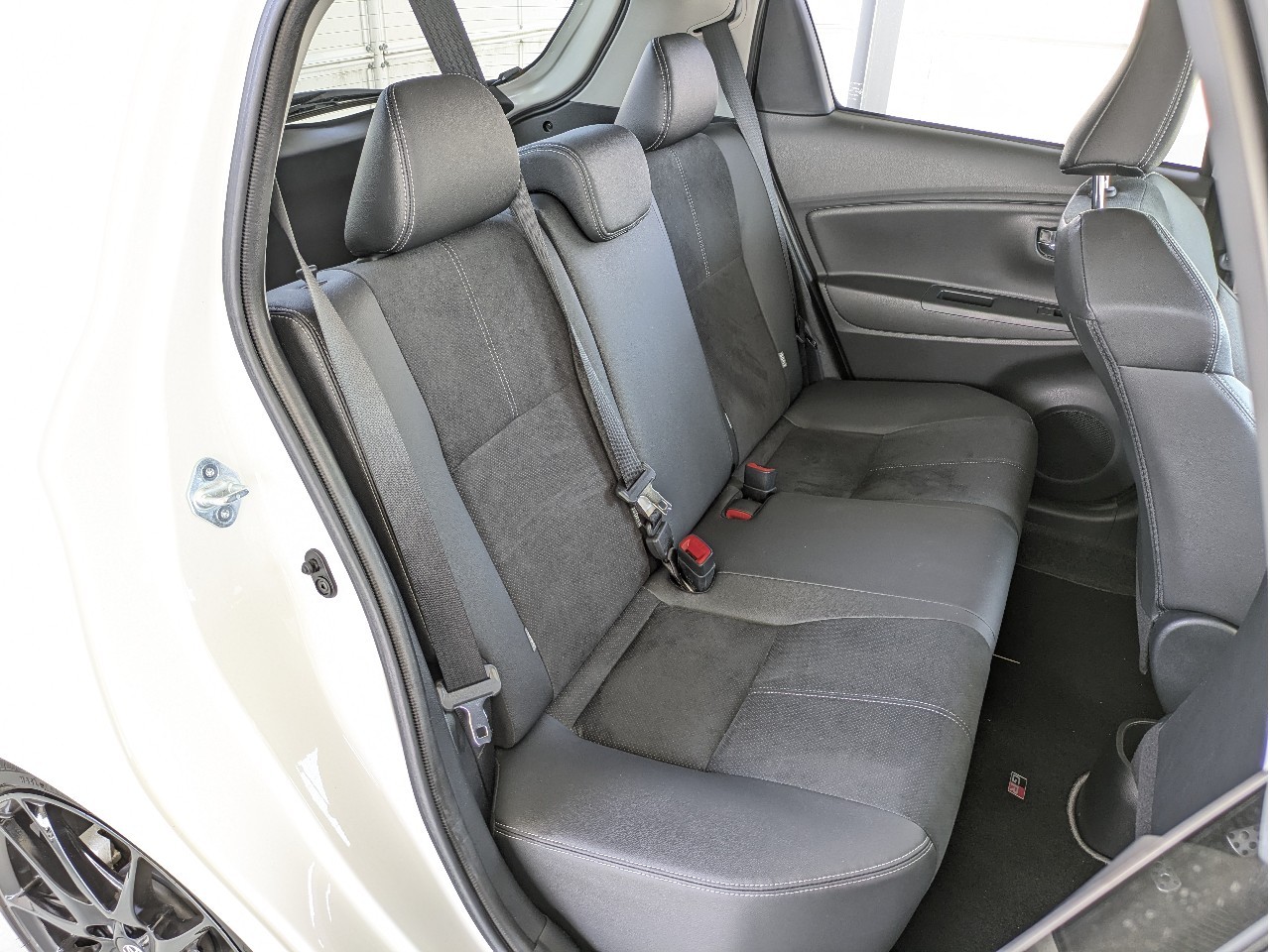 トヨタ ヴィッツ7枚目