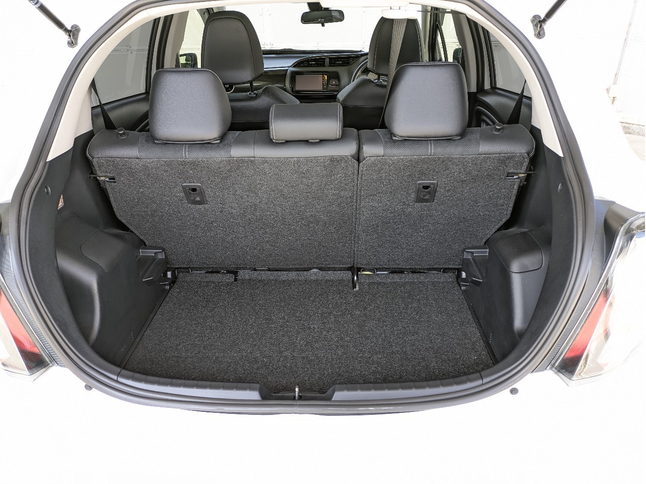 トヨタ ヴィッツ19枚目