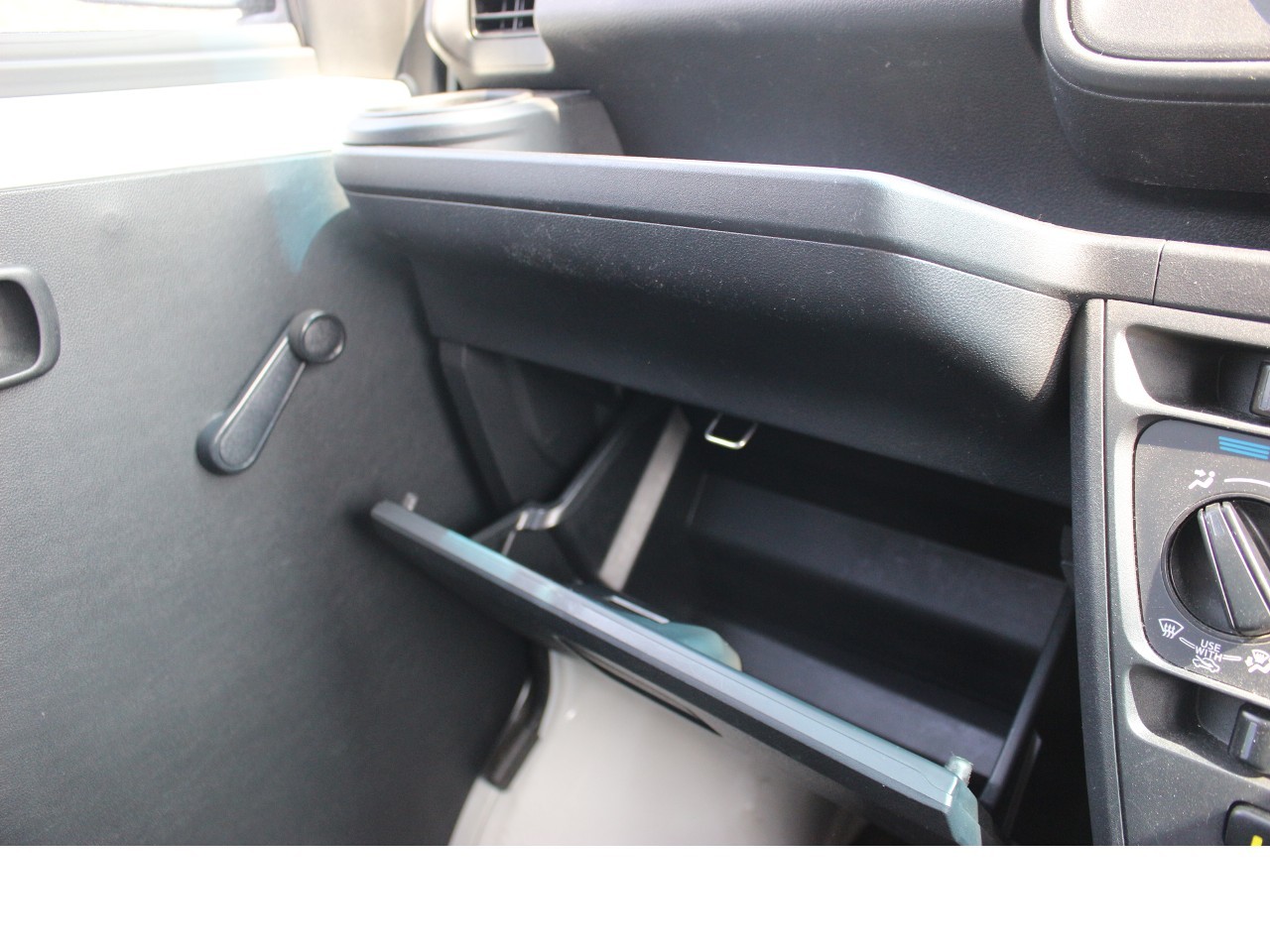 ダイハツ ハイゼットカーゴ19枚目