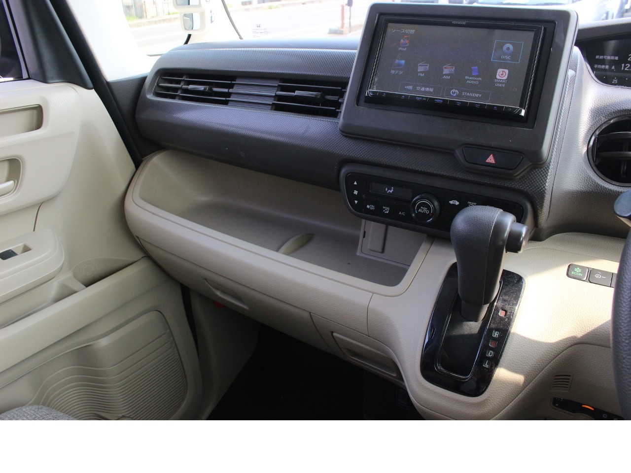 ホンダ N-BOX16枚目