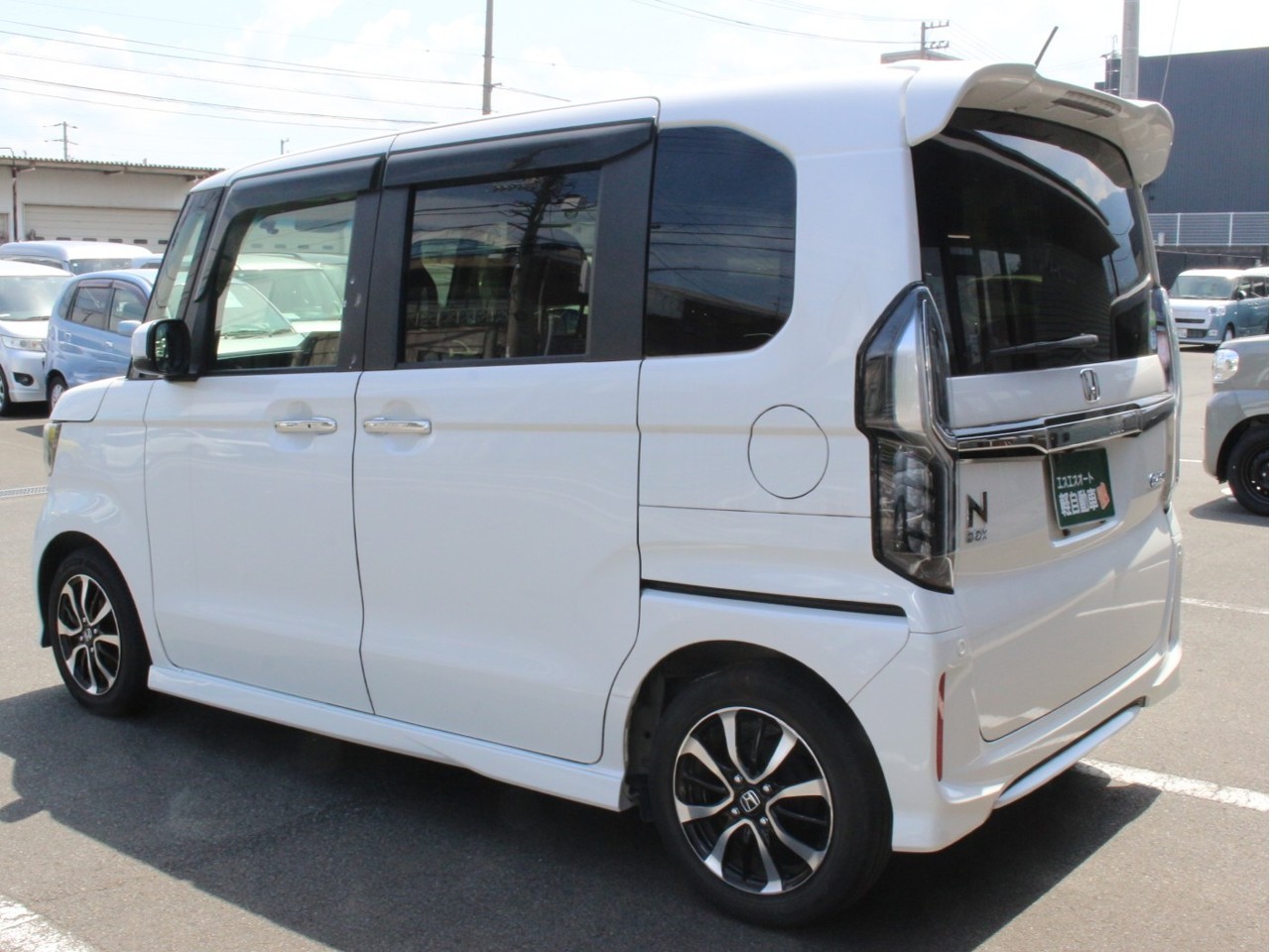 ホンダ N-BOXカスタム11枚目