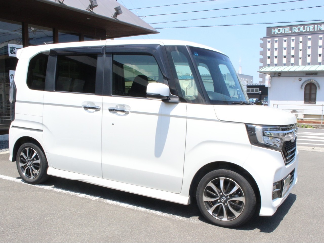 ホンダ N-BOXカスタム8枚目