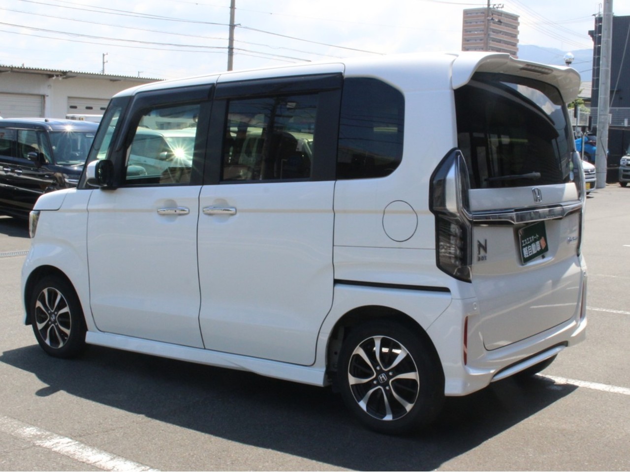 ホンダ N-BOXカスタム10枚目