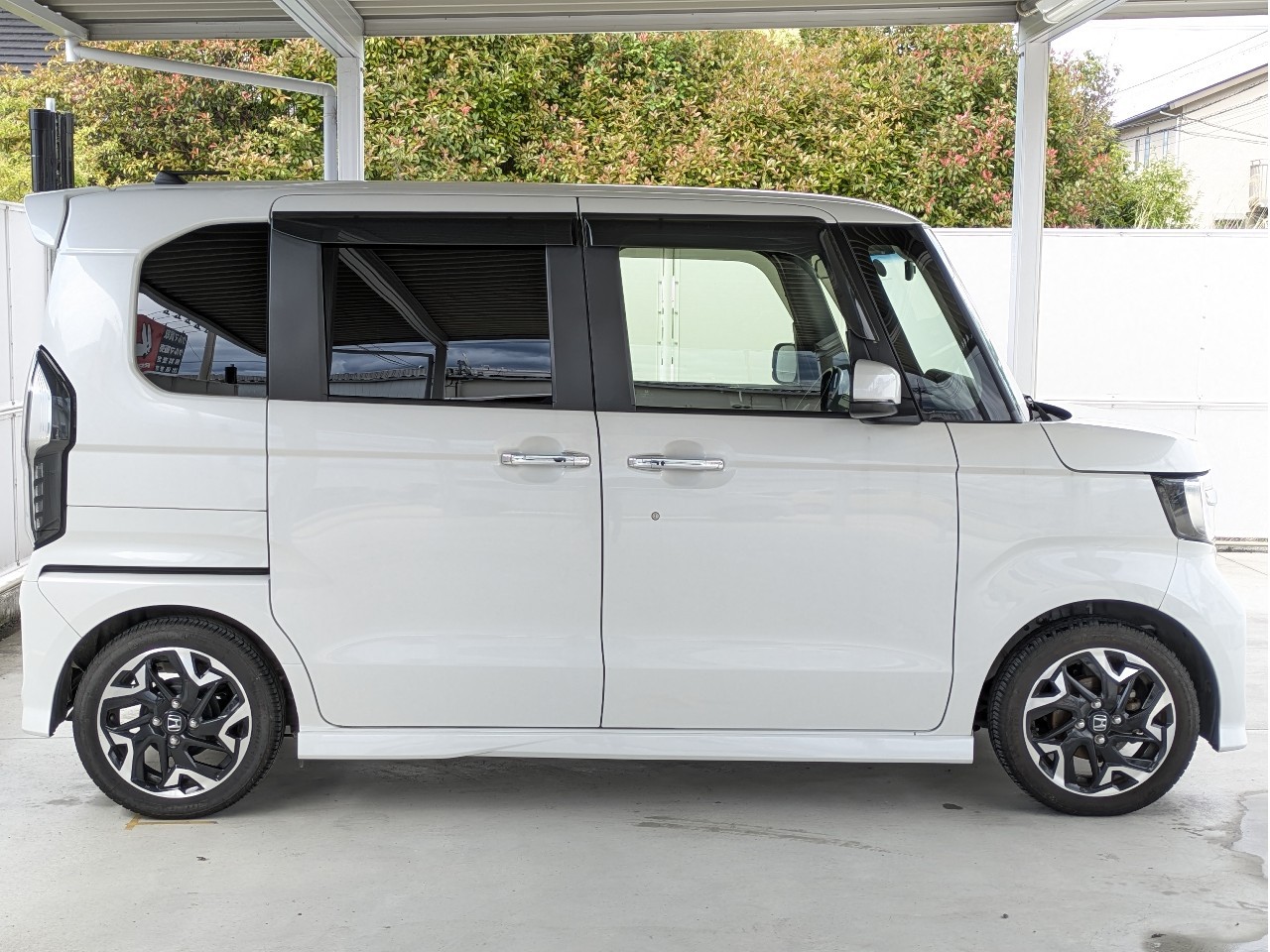 ホンダ N-BOX4枚目