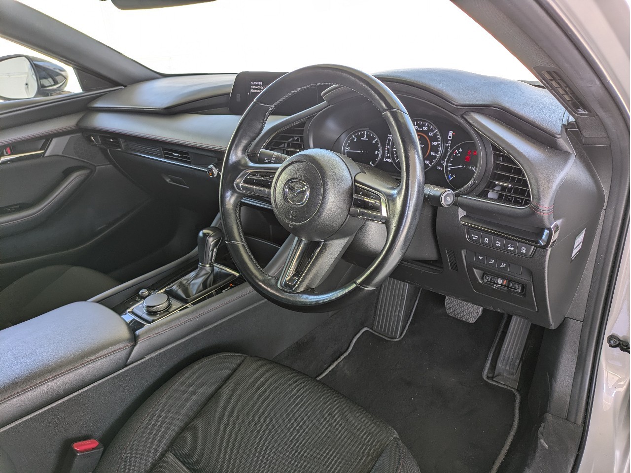 マツダ MAZDA3ファストバック3枚目