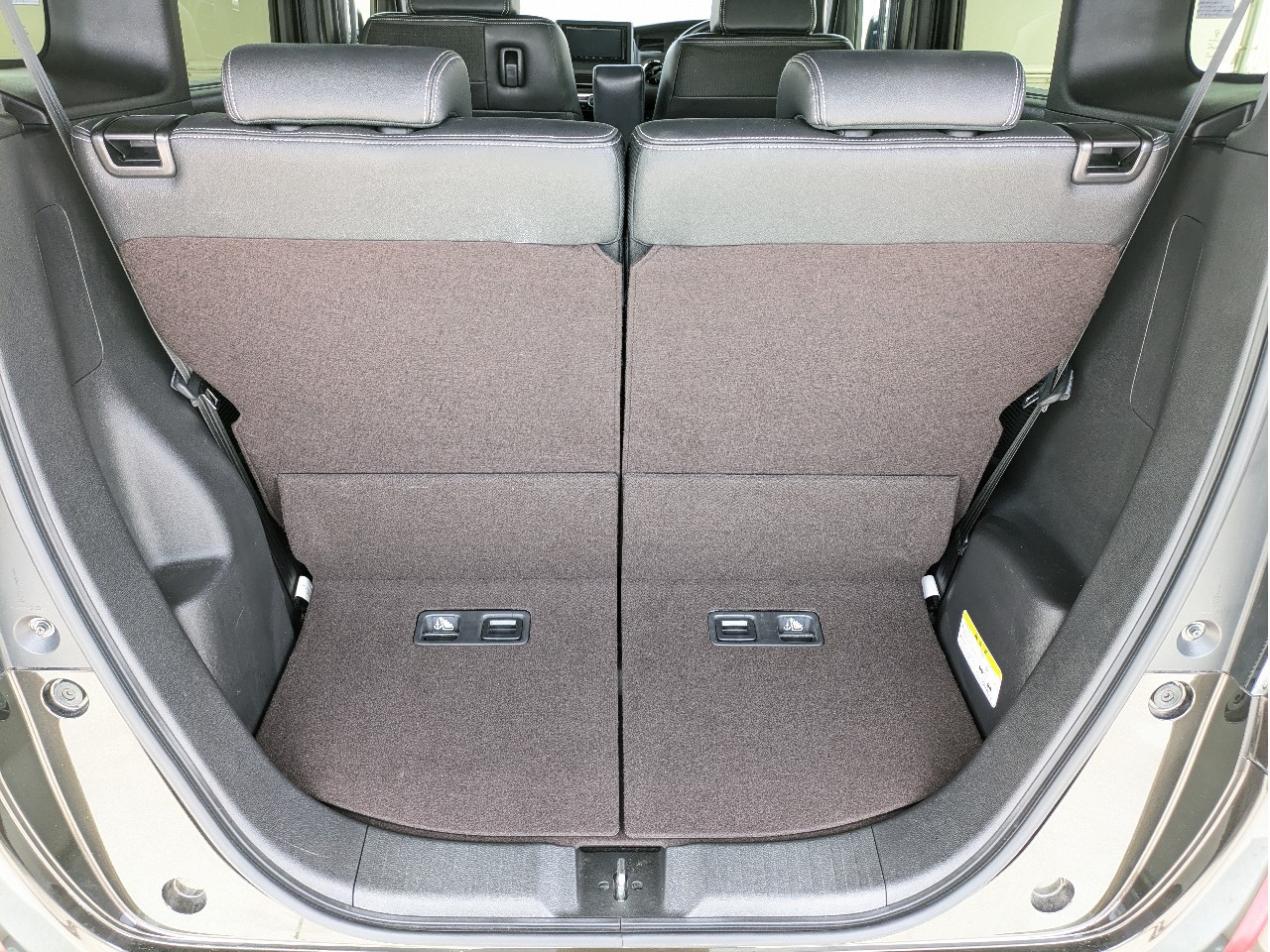 ホンダ N-BOX19枚目