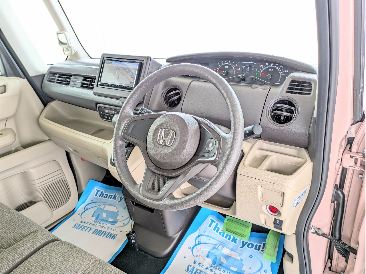 ホンダ N-BOX3枚目