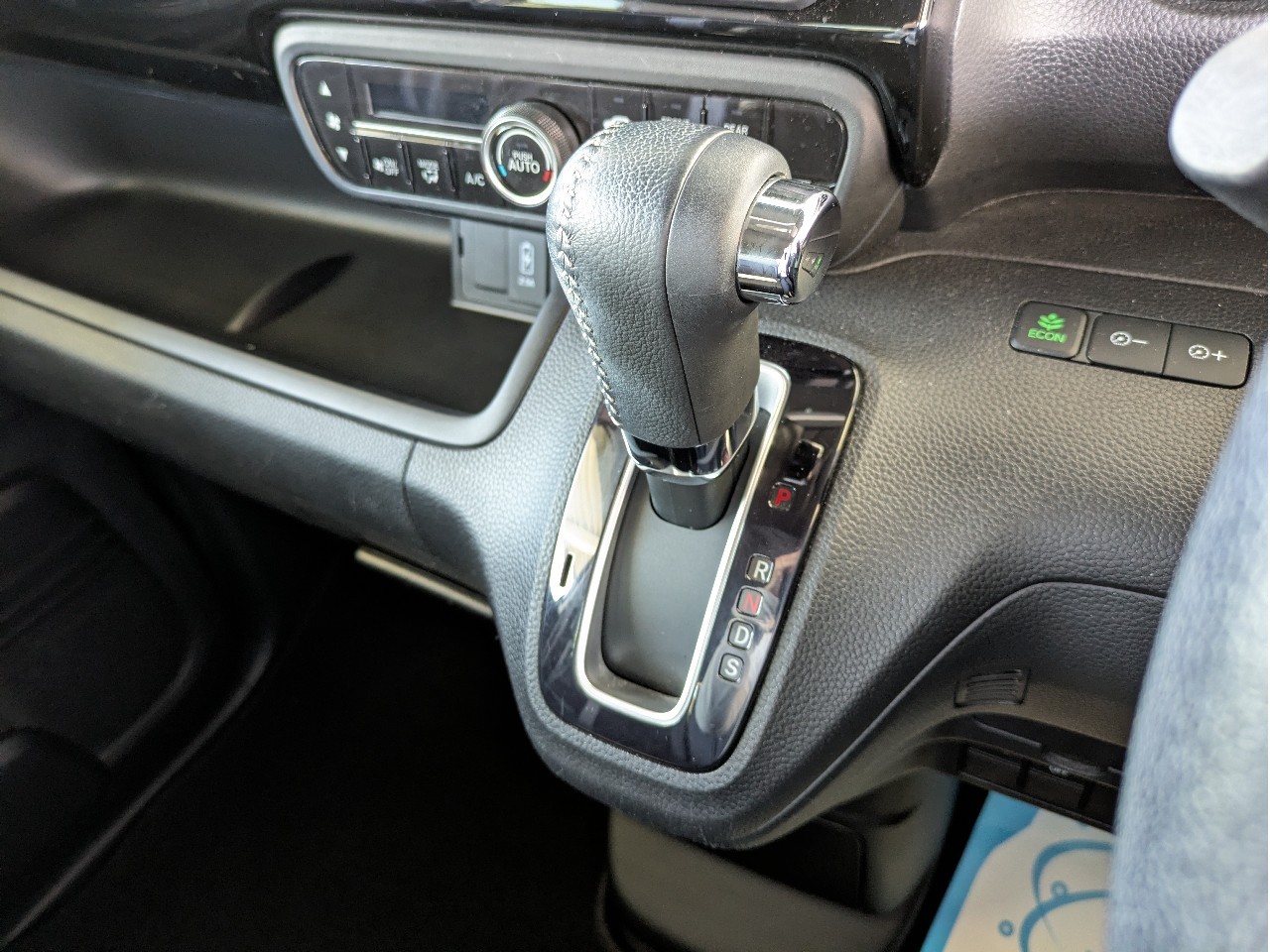 ホンダ N-BOX16枚目