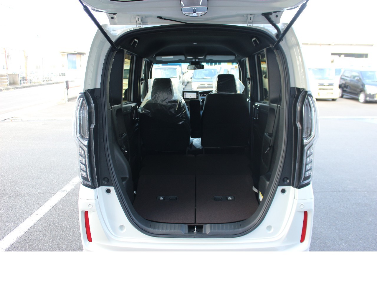 ホンダ N BOX14枚目