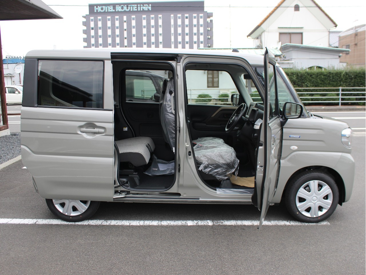 スズキ スペーシア8枚目