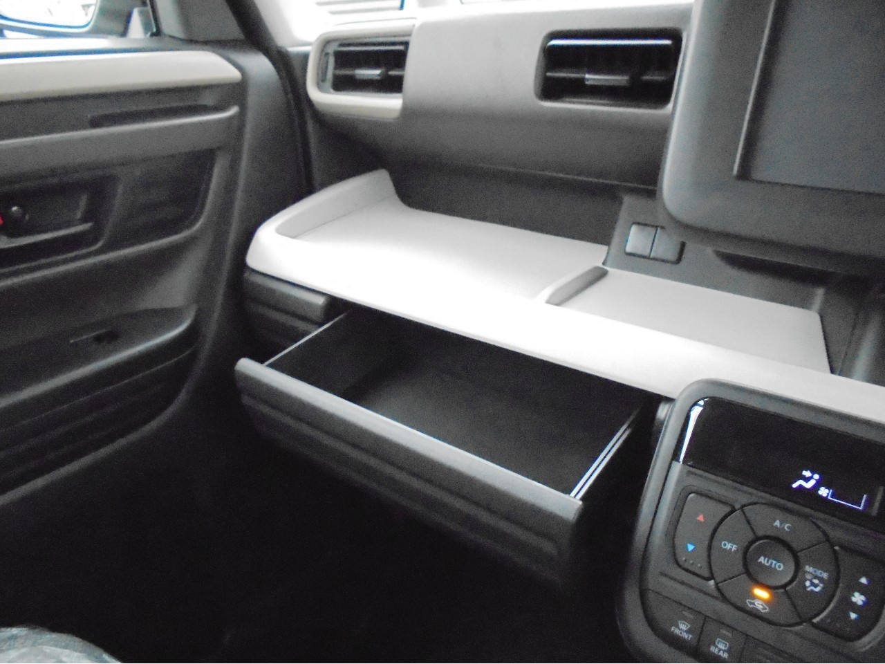 スズキ スペーシア19枚目